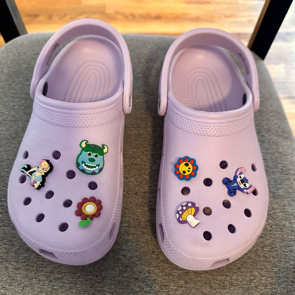 Crocs - Picture 2 of 3